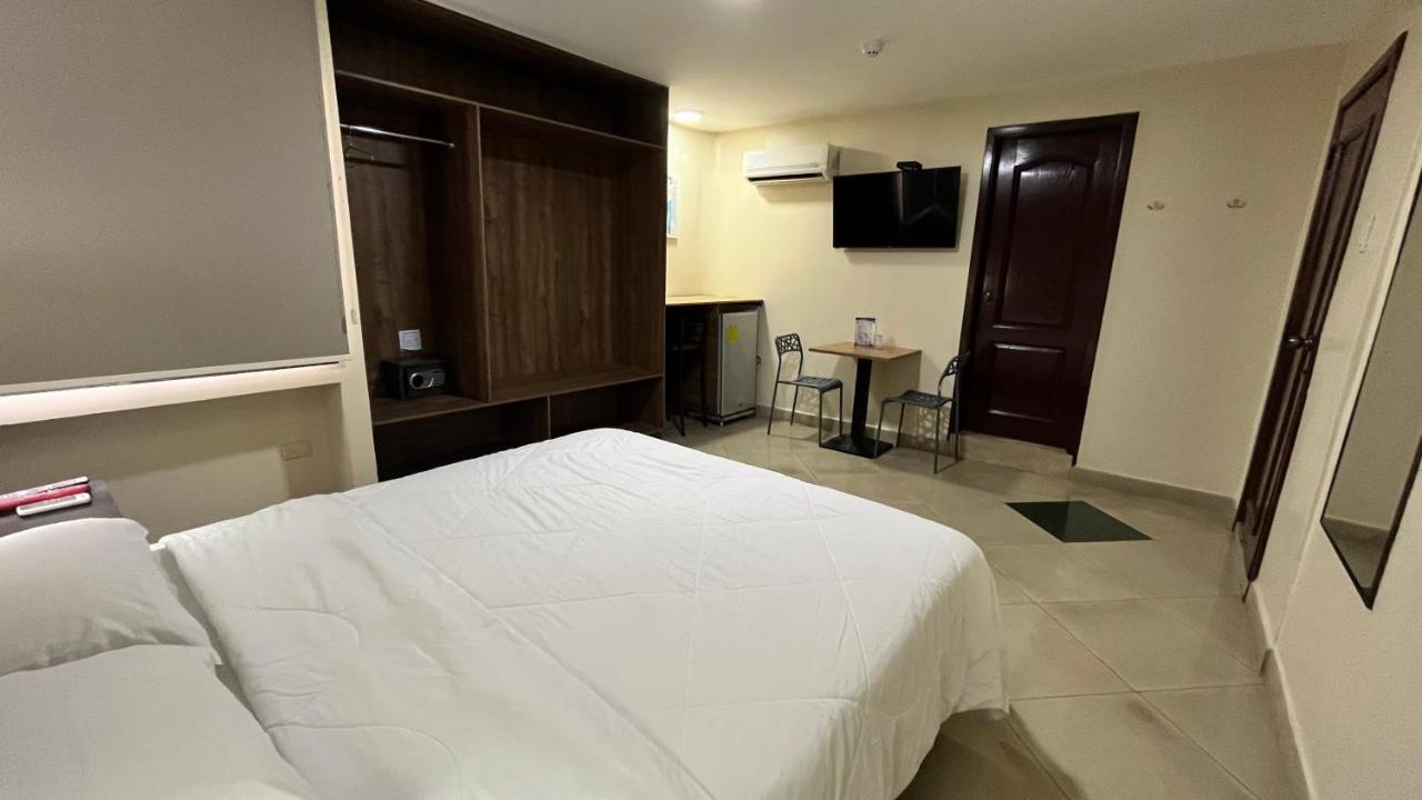 Hotel Varadero Internacional กวายากิล ภายนอก รูปภาพ