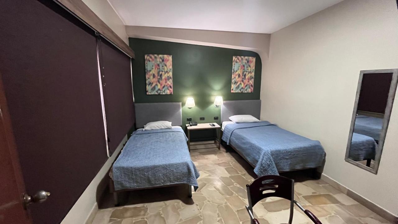 Hotel Varadero Internacional กวายากิล ภายนอก รูปภาพ
