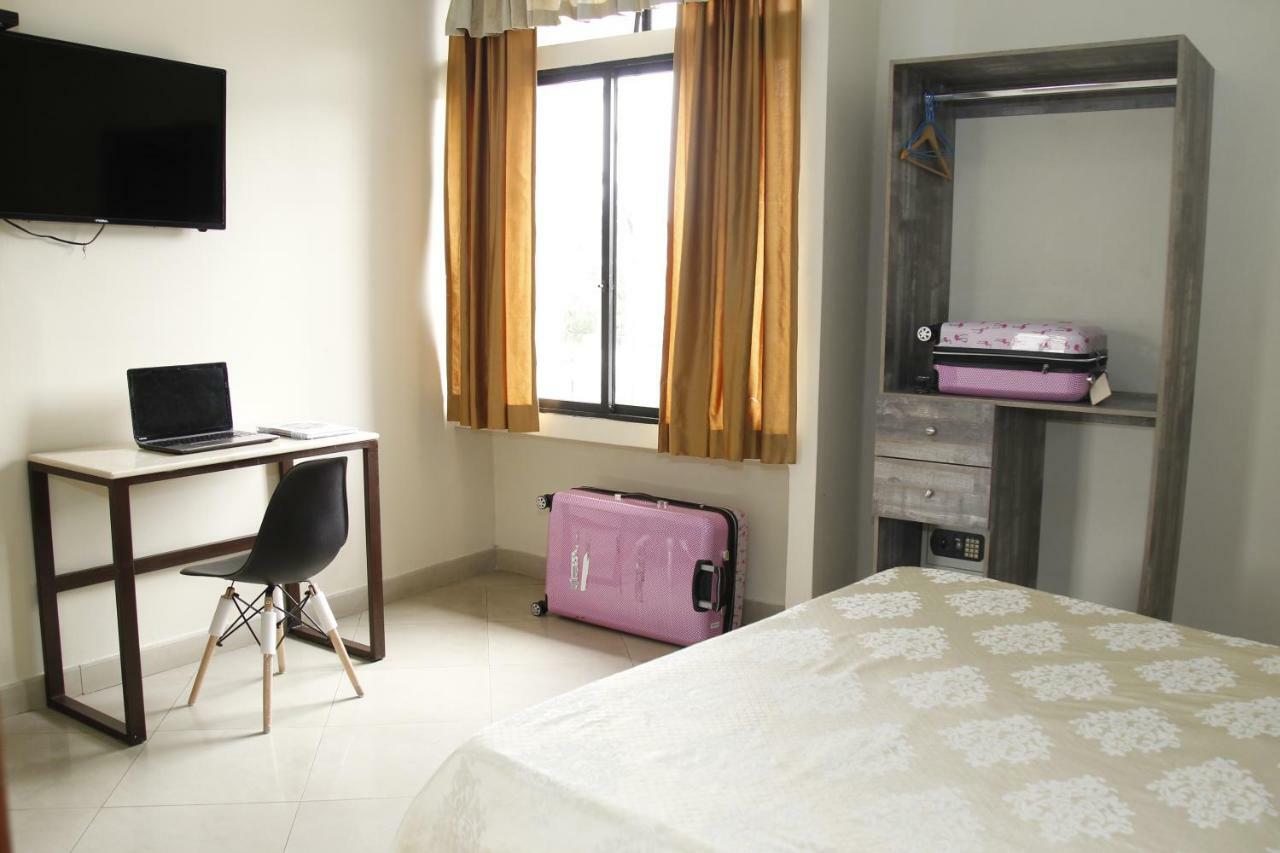 Hotel Varadero Internacional กวายากิล ภายนอก รูปภาพ