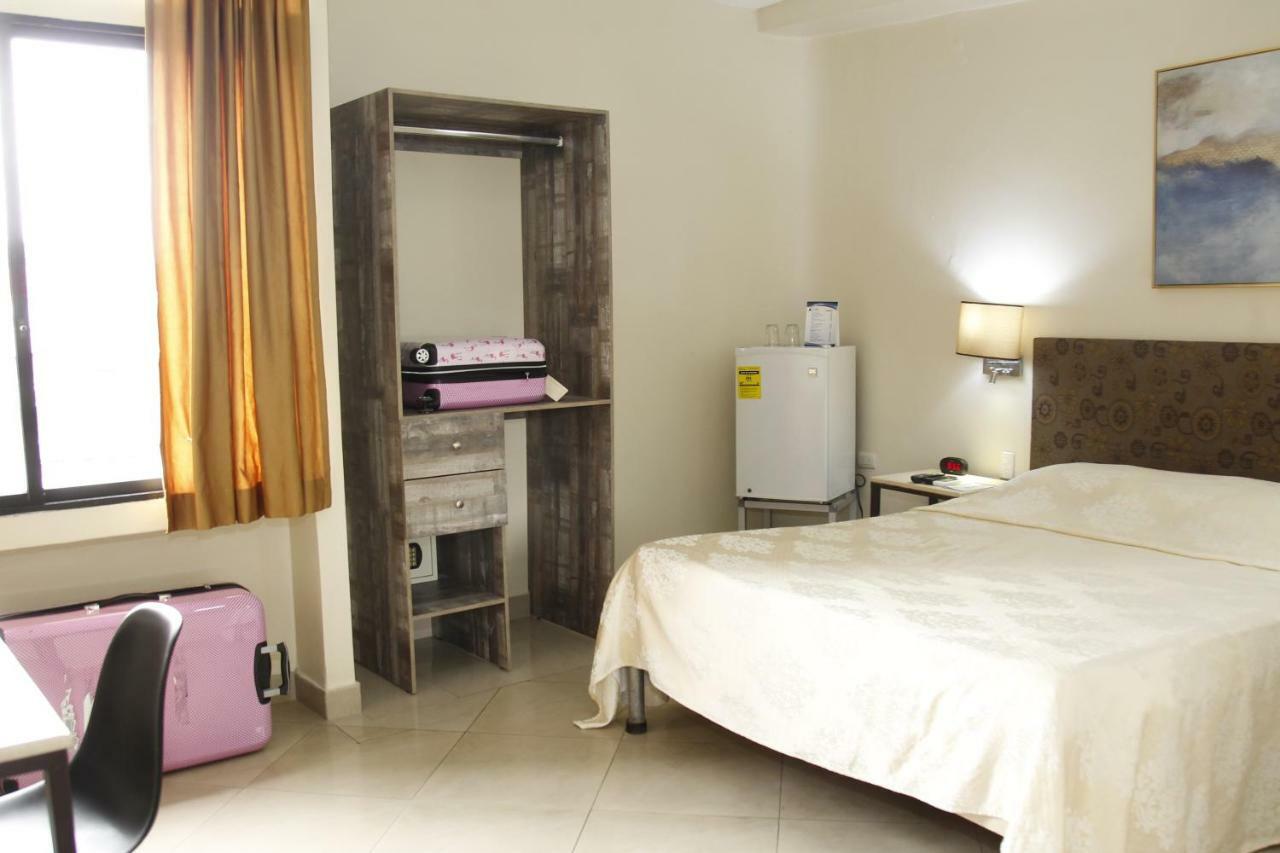 Hotel Varadero Internacional กวายากิล ภายนอก รูปภาพ
